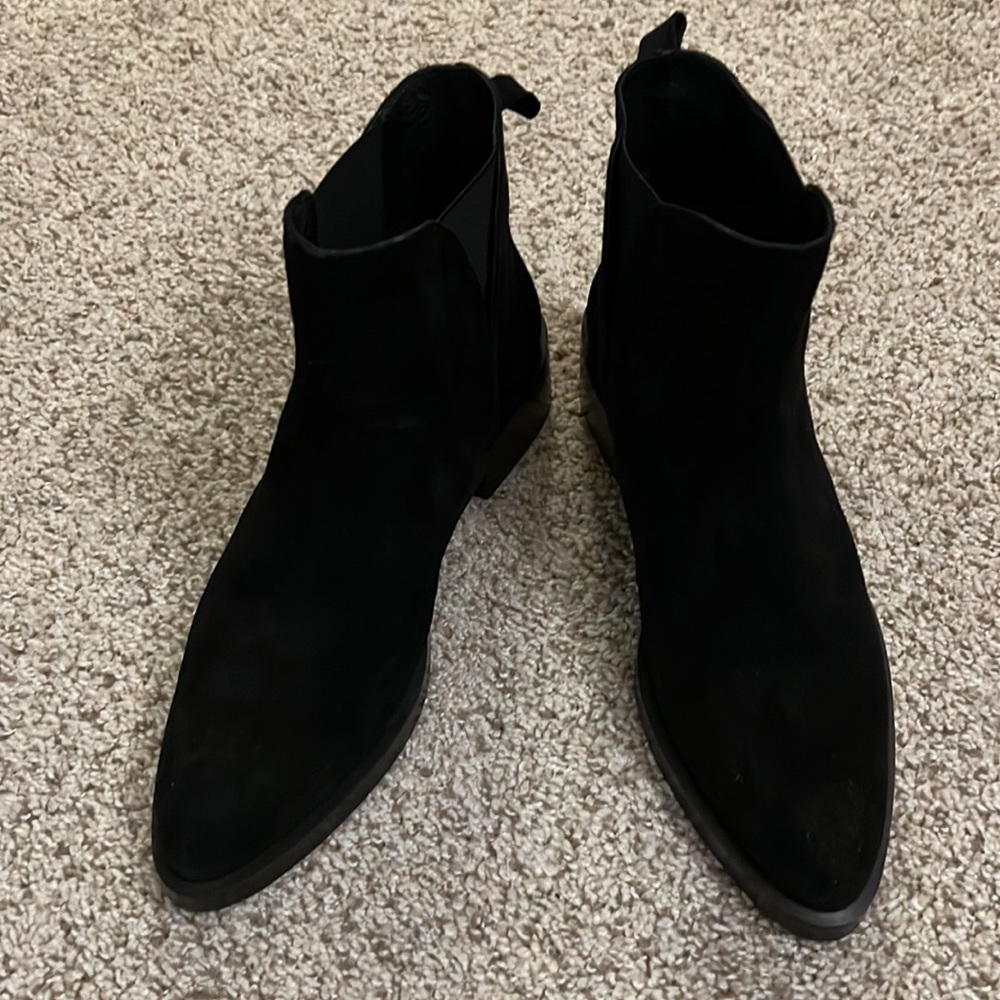 Andre Assous Woman’s Paulette size US 7.5